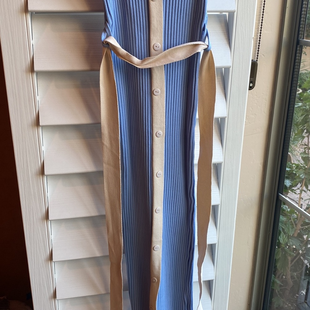 Vici Women’s Buttoned Bodycon Dress - Picture 3 of 9